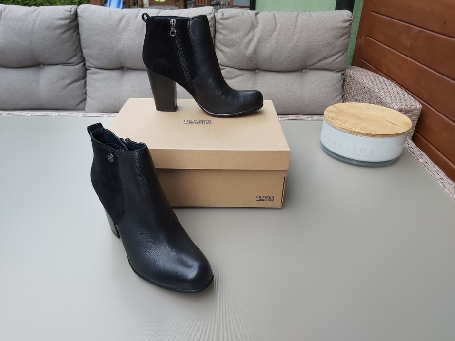 Nowe skóra /zamsz botki Tommy Hilfiger rozm. 39