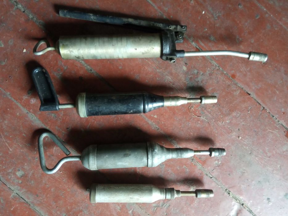 шприц автомобільний