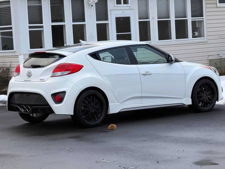 Hyundai Veloster Turbo      2016
