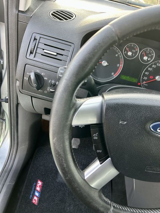 Ford C-Max 1.6 Tdci Guia