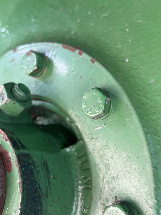 Свіжопривезений комбайн JOHN DEERE 1157 жатка Шумахер