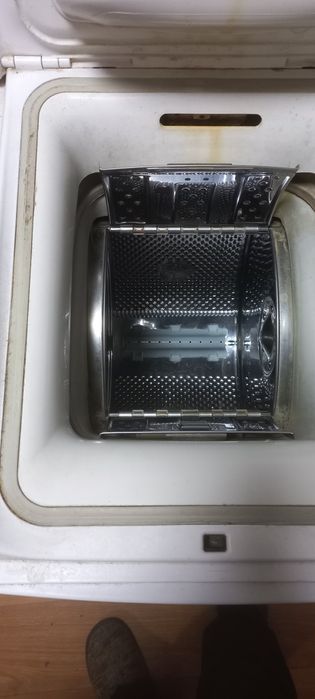 Whirlpool AWE 6415 продам вертикальную стиралку