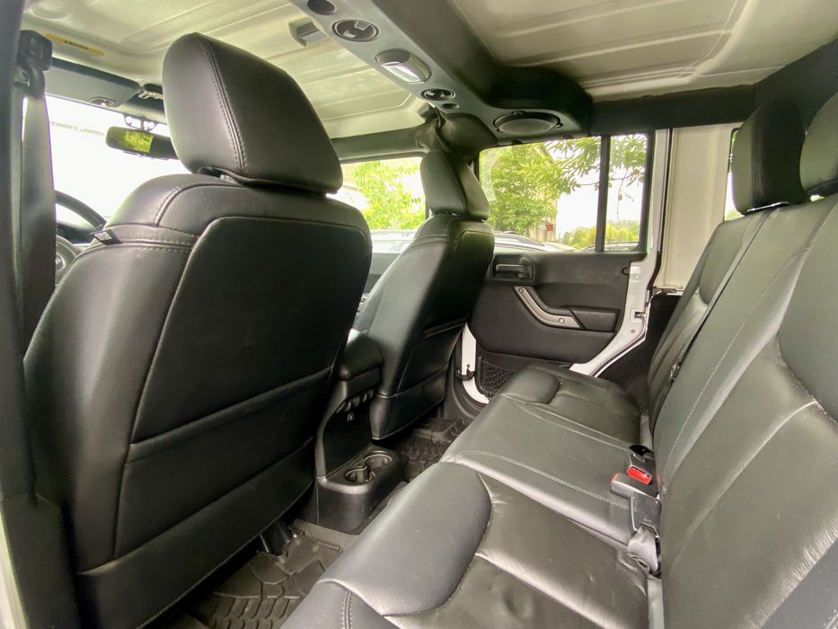 Jeep Wrangler Unlimited MOAB Edition 2.8 Crd 200cv - 2013