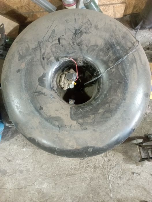 Продам газовий балон на авто