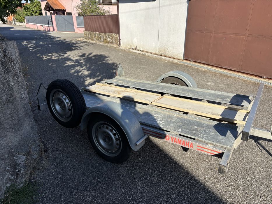 Reboque rebosov 11010 em aluminio igual a novo