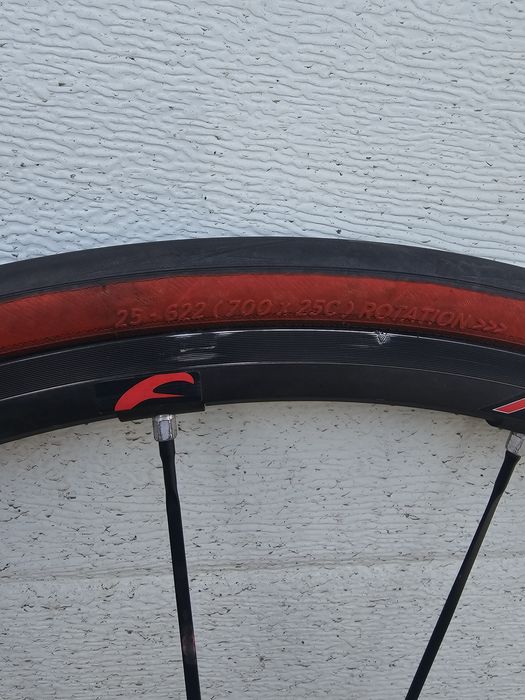 Par de rodas de estrada Fulcrum Racing Zero Nite