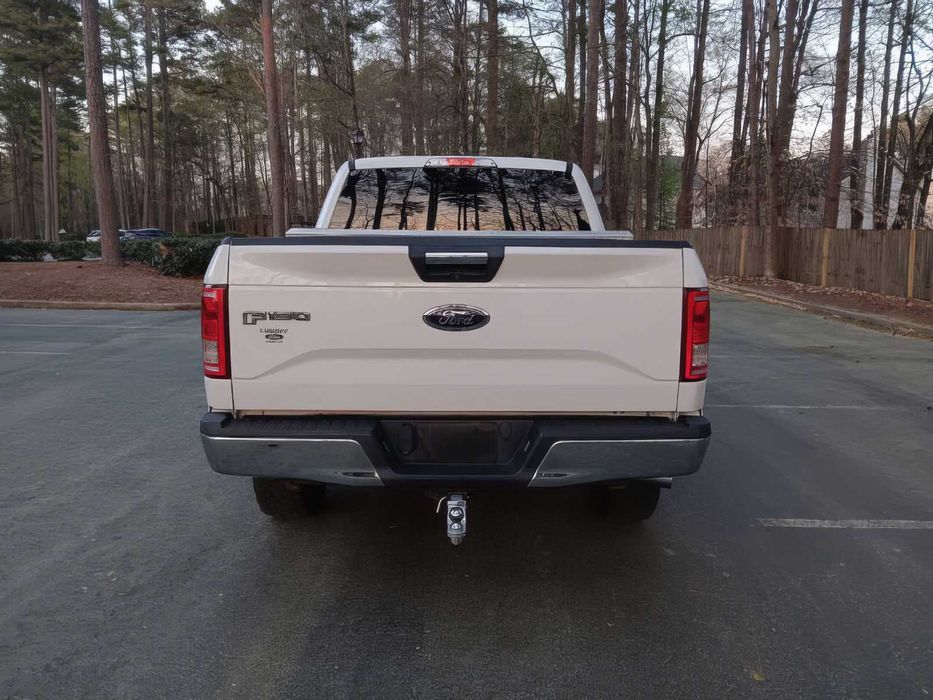 Ford F-150 XLT      2015