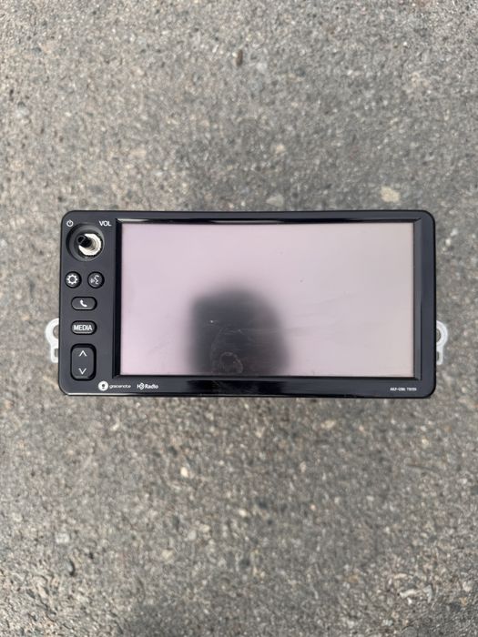 Магнітола toyota c-hr