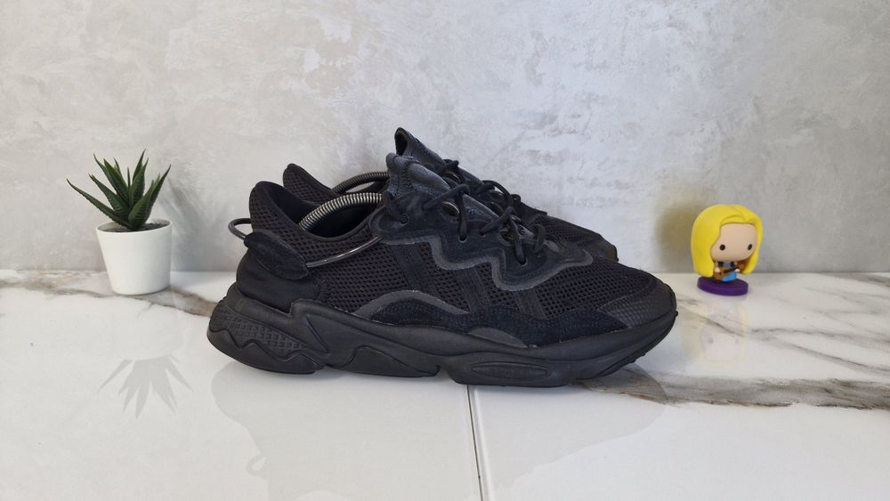 Кросівки Adidas Ozweego.Розмір 44