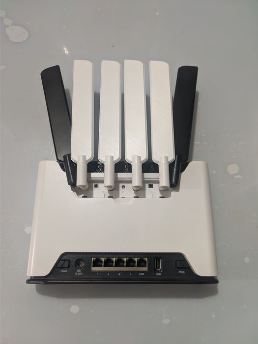 LTE роутер MikroTik Chateau LTE6 ax (S53UG+5HaxD2HaxD-TC&FG621-EA)