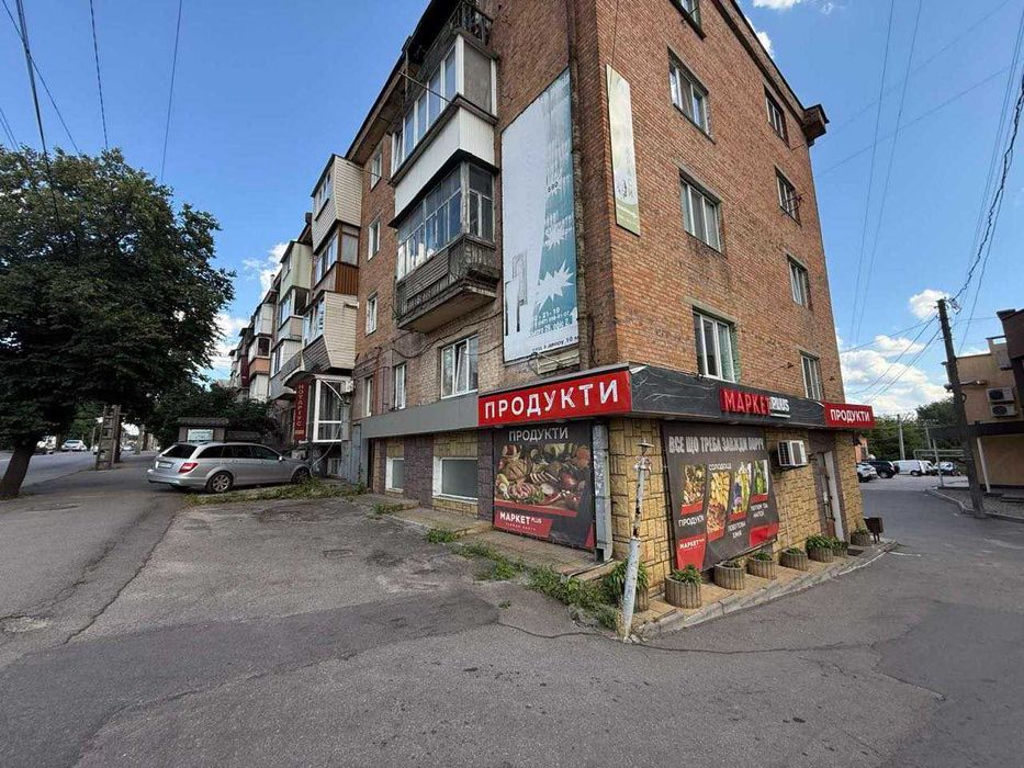 Продаж комерційного приміщення по вул. Брацлавській
