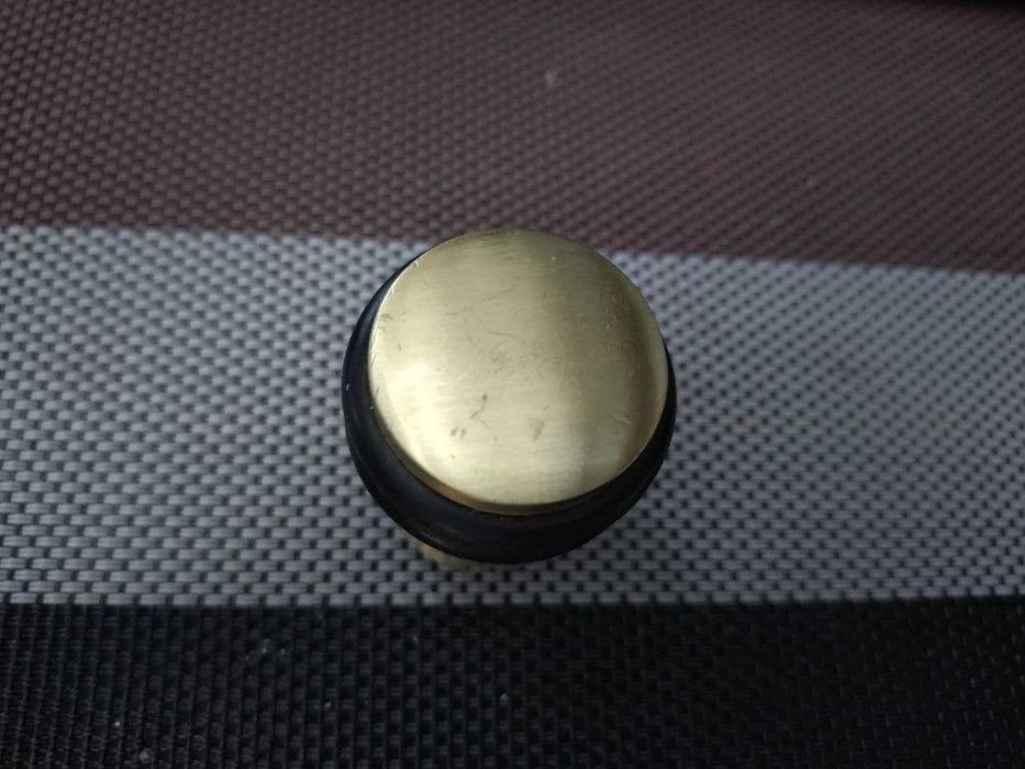 Стопор дверний підлоговий для дверей золотий