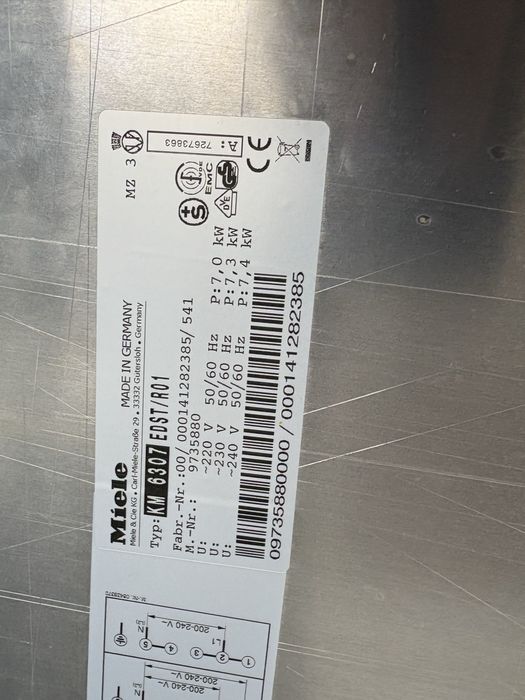 Індукційна варильна поверхня Miele KM 6307 з Німеччини Плита
