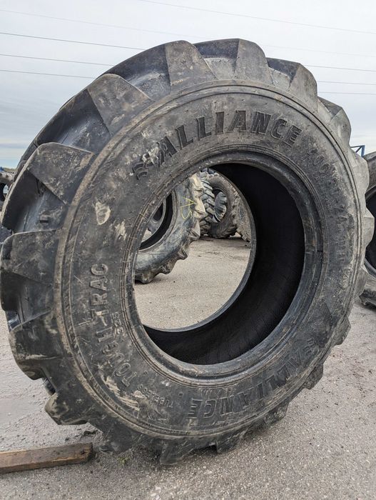 400/80-24 Alliance Tough Trac opony