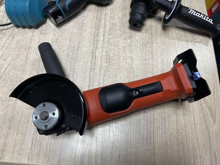 Hilti AG 5D-22 Nuron / безщіткова болгарка Хілті Нурон
