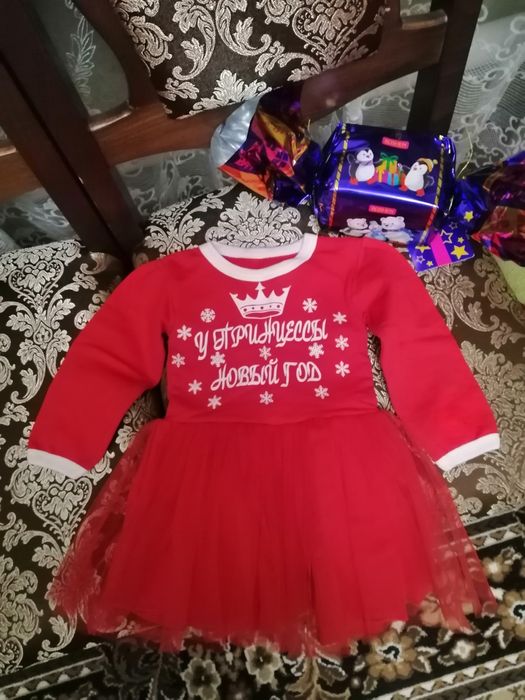 Новорічна сукня для маленької принцеси.