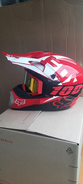 Кросовий шолом з окулярами