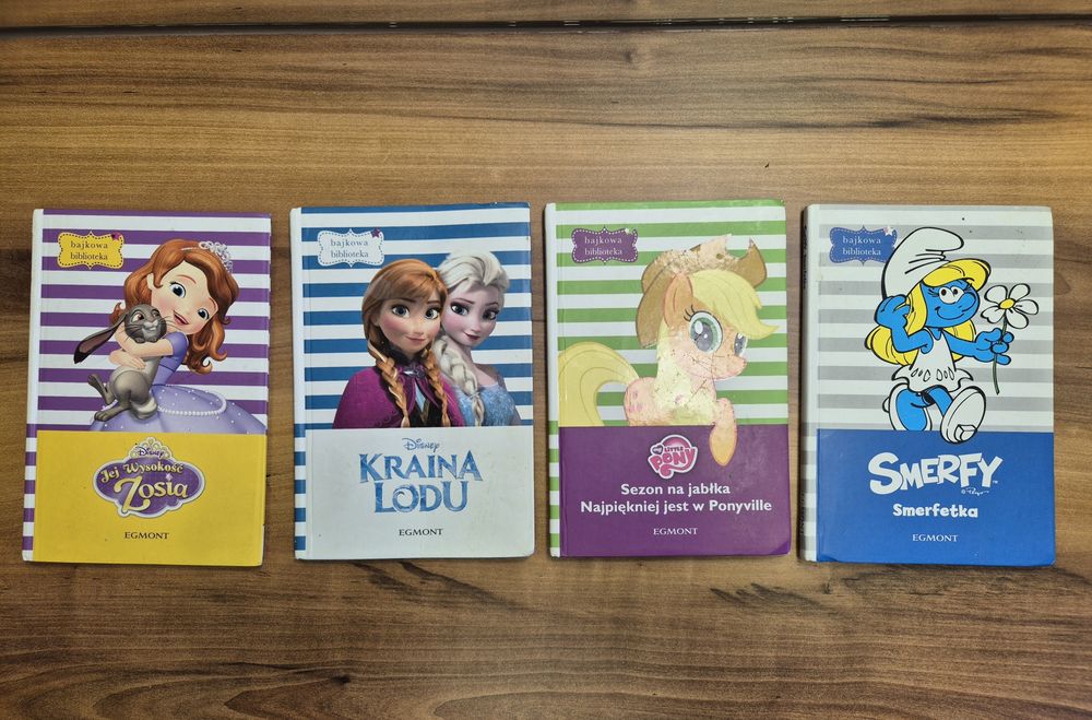 4 książki wersja kieszonkowa 
Smerfy, jej wysokość Zosia, My Little Po