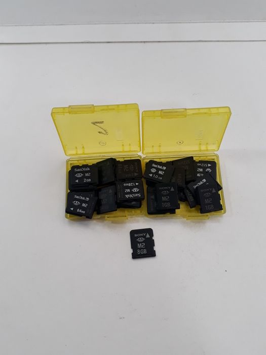 Карта памяти на PSP Sony   (1-4gb)