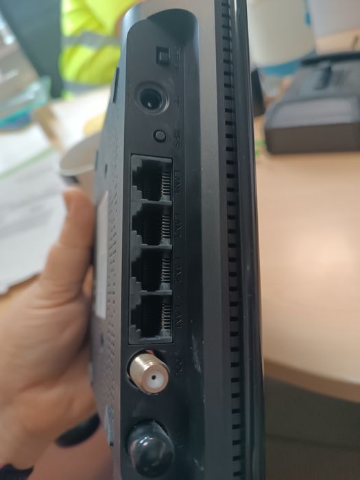 Router wi-fi idu-300