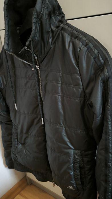 Женская куртка Adidas