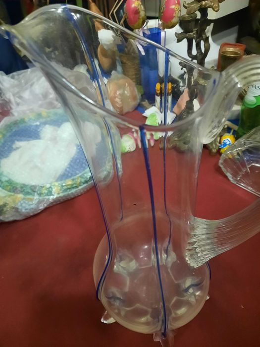 Antigo jarro trauliteiro