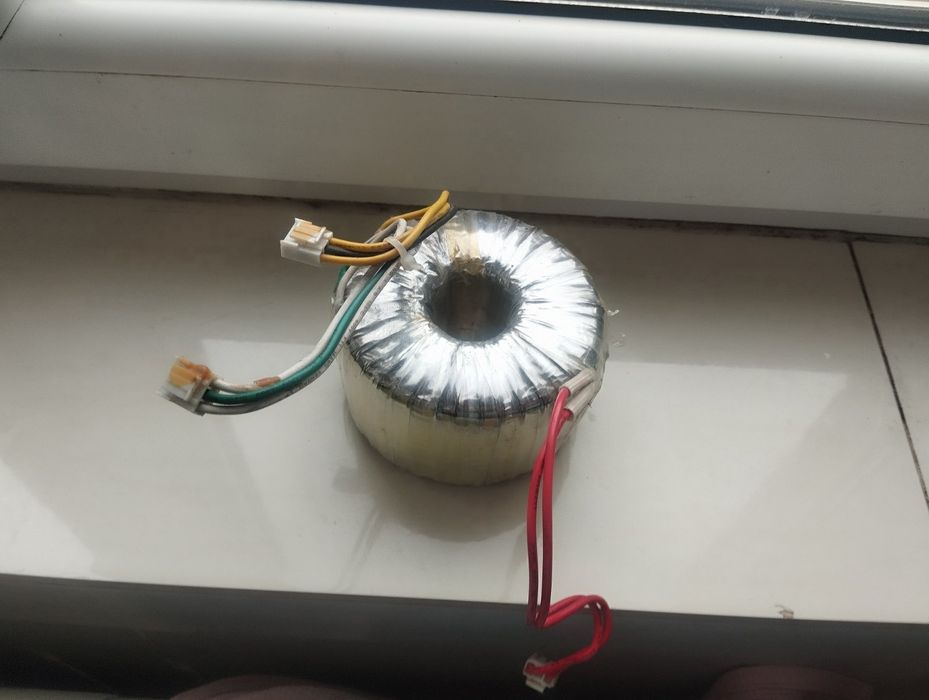 transformator toroidalny sieciowy 250 VA firmy Eaglerise Electric & Electronic.