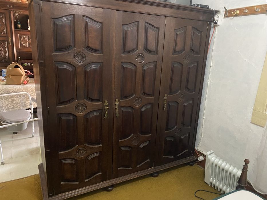 Mobilia antiga quarto casal