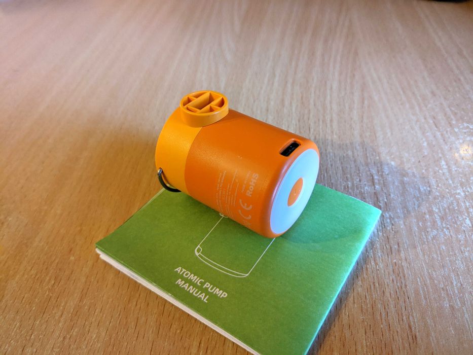 Qunature Atomic Pump 61 грам Ультралайт насос + ліхтарик
