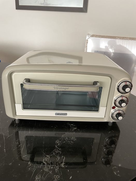 Forno 18L de bancada Ariete design  “vintage”