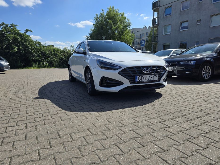 Hyundai i30 Fastback wersja smart 1.5 tgdi mhev salon polska automat