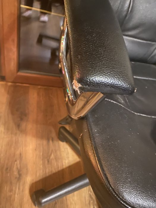 Skórzany fotel biurowy ZA DARMO