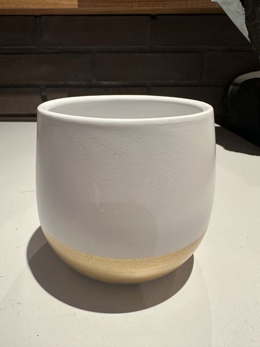 Doniczka ceramiczna złoto biała