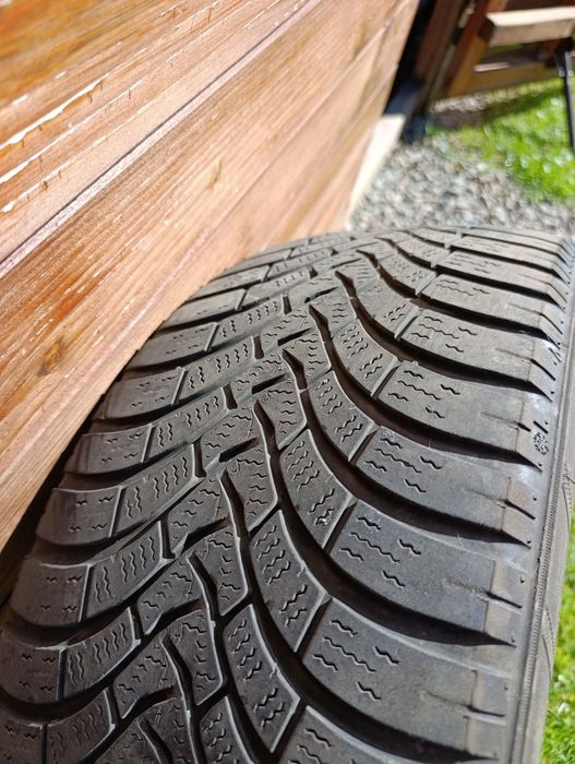 Opony Falken eurowinter 205/50/17