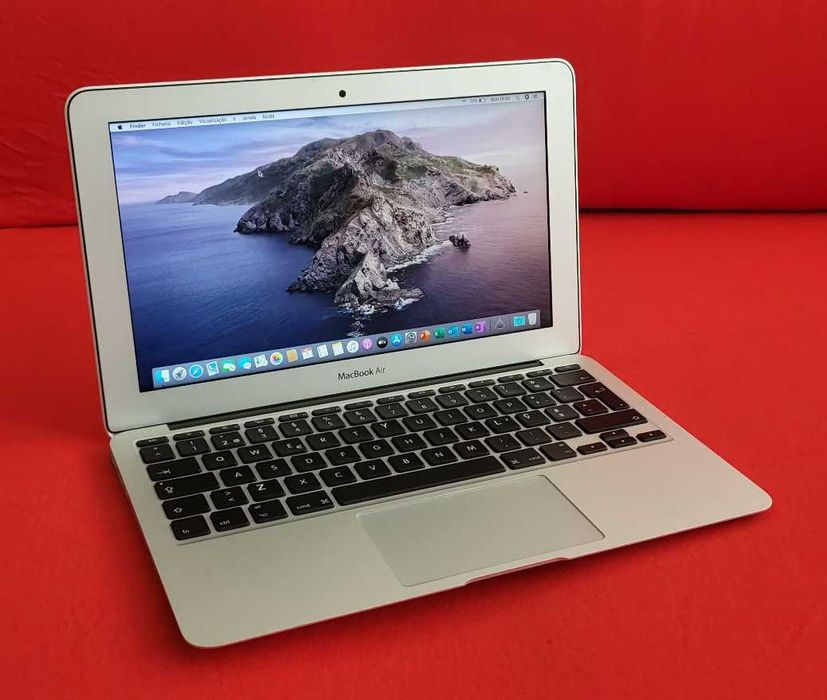 MacBook  Air 11Completamente Novo, com apenas 50 Ciclos de bateria