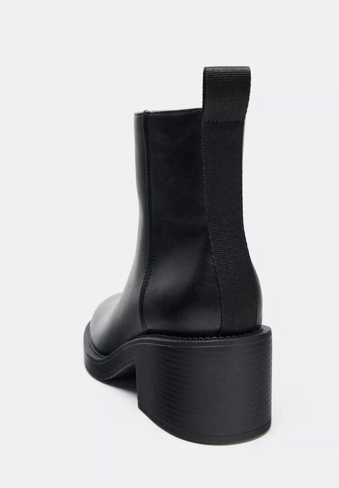 Botim Tacão em Bloco Zara