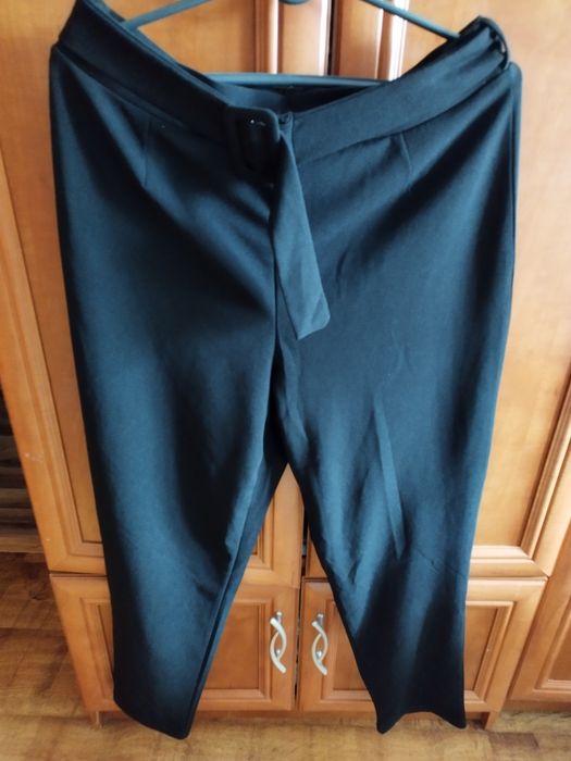 Spodnie damskie materiałowe, lejące 42XL