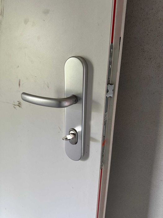 Drzwi tymczasowe na budowę