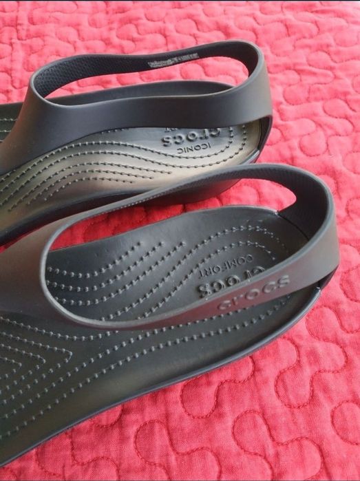 Crocs Serena Flip W9. 39-40
