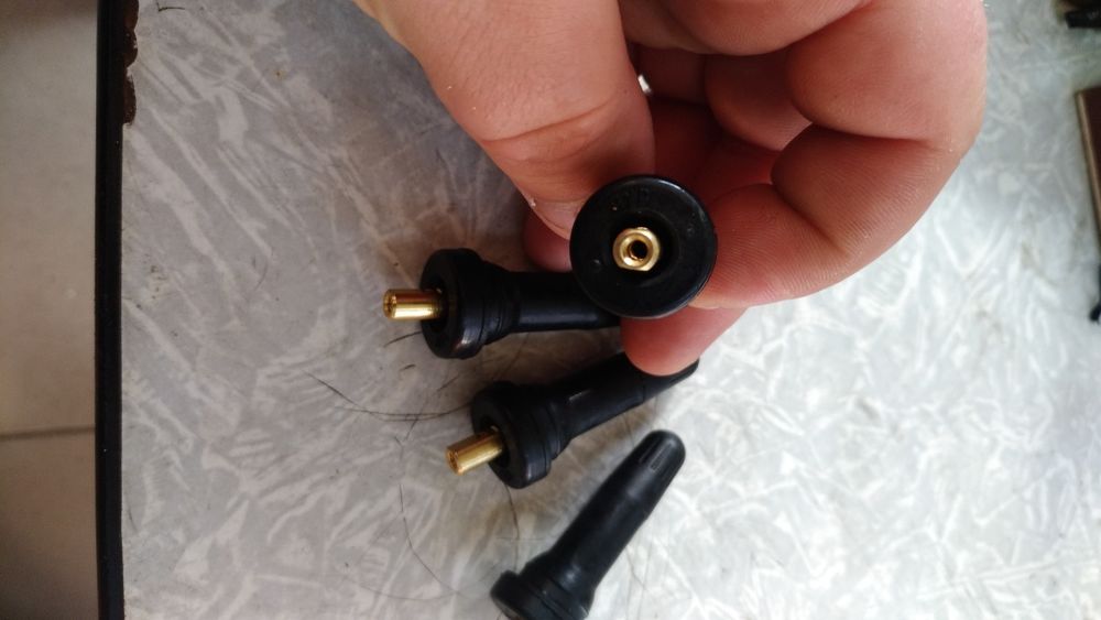 Вентиль,сосок для датчика тиску.