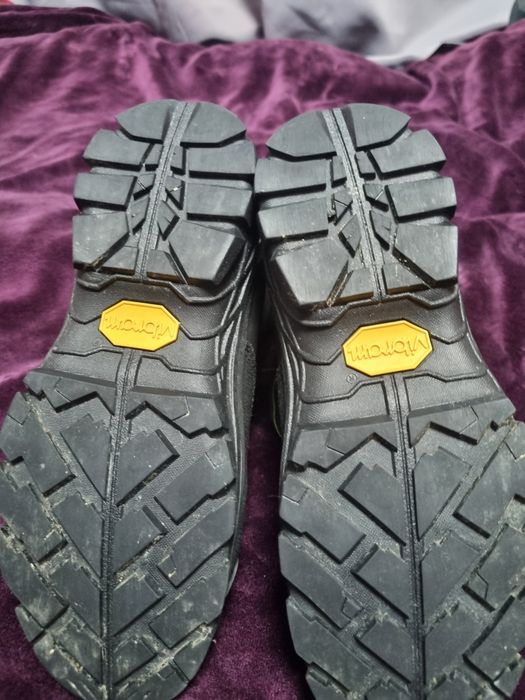 Buty trekingowe zimowe Helly Hansen r.38