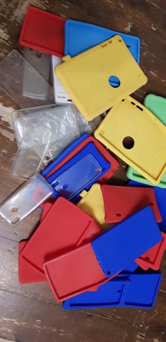 Etui na tablety i smartfony