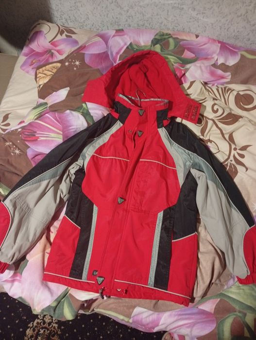 Ціна 400 гривень