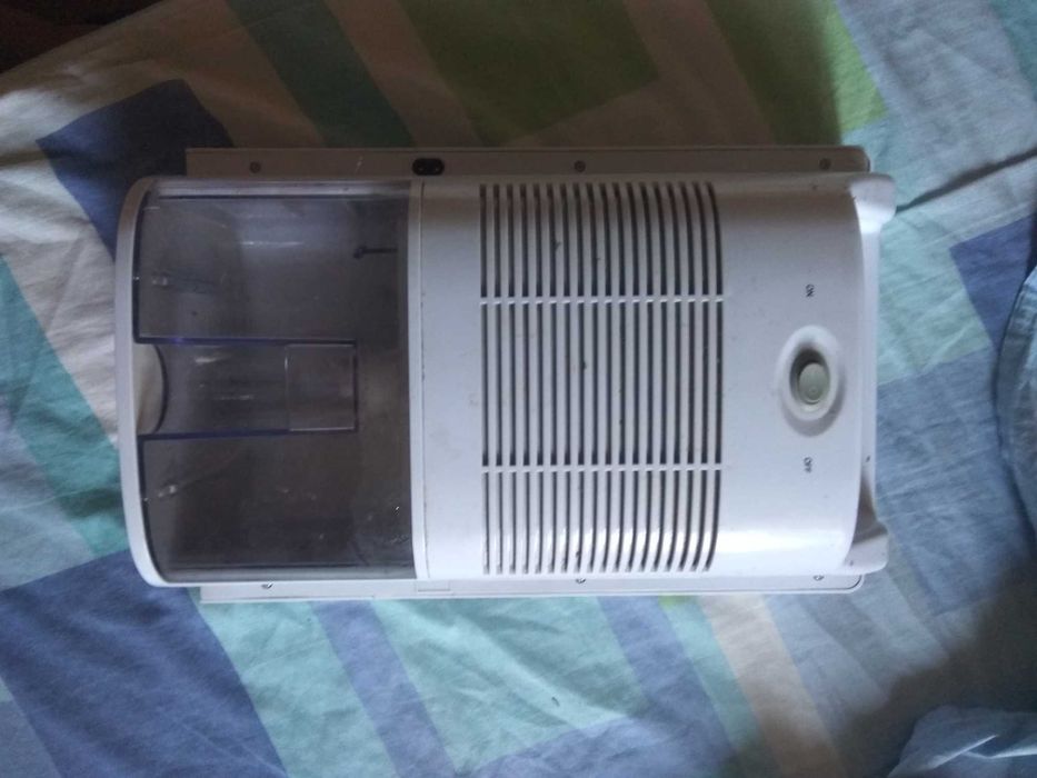 Осушувач вологозбирач повітря