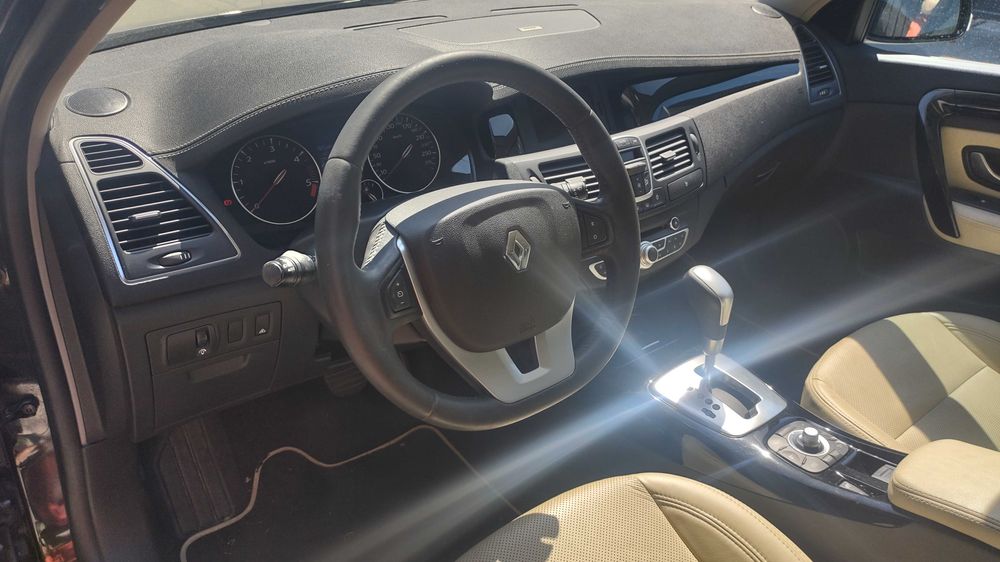 KPL Siedzeń Skór Renault Laguna 3. 2014 Rok Kombi