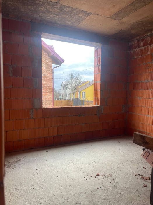 Продаж незавершеного будинку у с Сороки Львівські