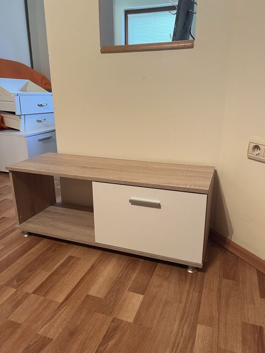 Тумба в прихожу нова