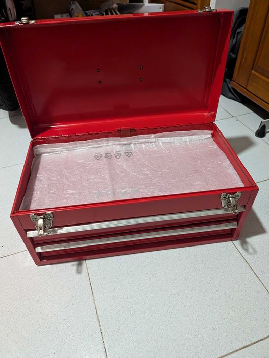 Mala de ferramentas de metal