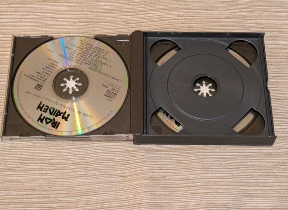 Iron Maiden - live at donington 2CDs