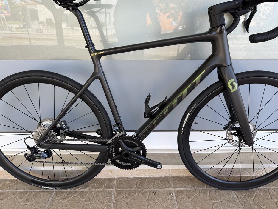 Bicicleta de estrada Scott - rodas carbono - Tamanho L